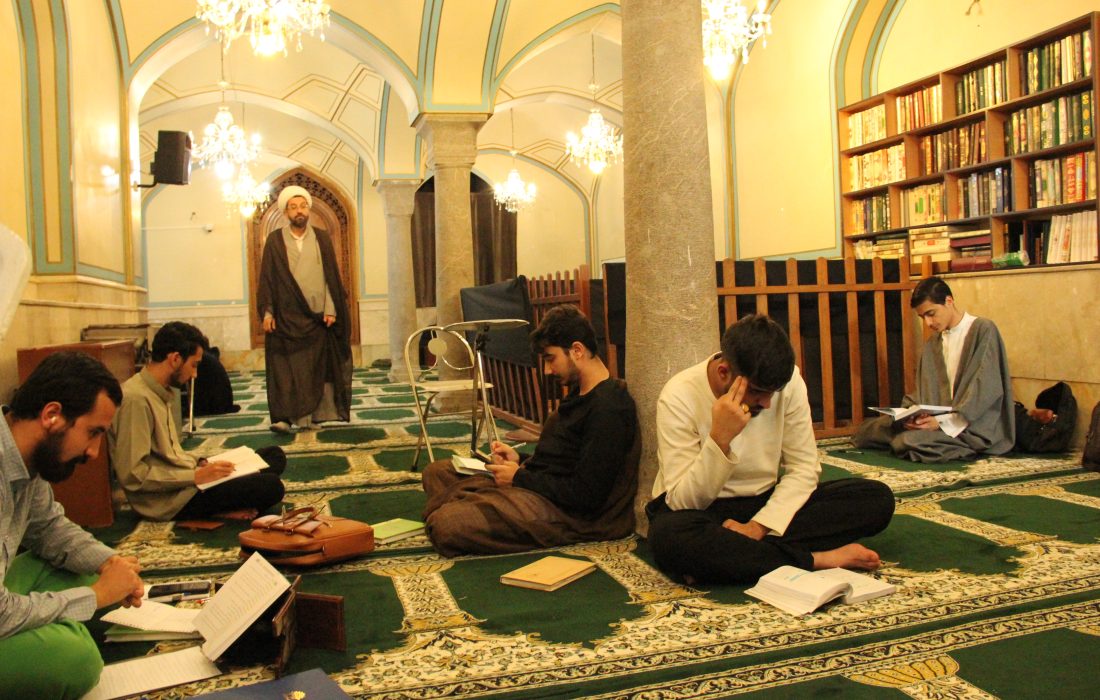 مطالعه و مباحثه