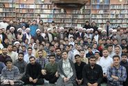 تکریم اساتید معظم توسط طلاب گرامی